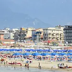 Stella D'italia Hotel Viareggio