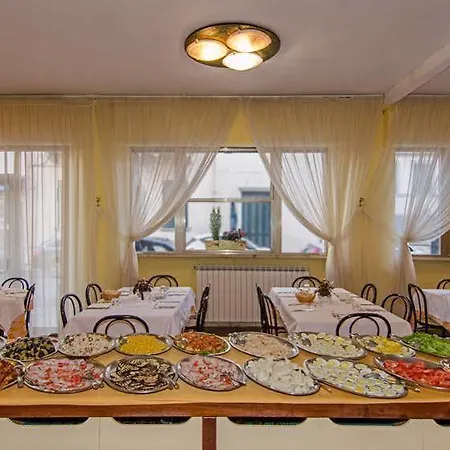 Hotell Stella D'italia 3*