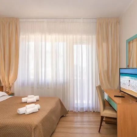 Stella D'italia 3* فياريجيو